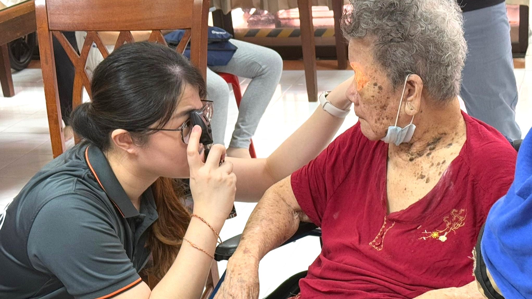 Eyecon participated in a community event organized by Seck Kia Eenh, emphasizing the importance of good eye health and early detection of eye conditions.